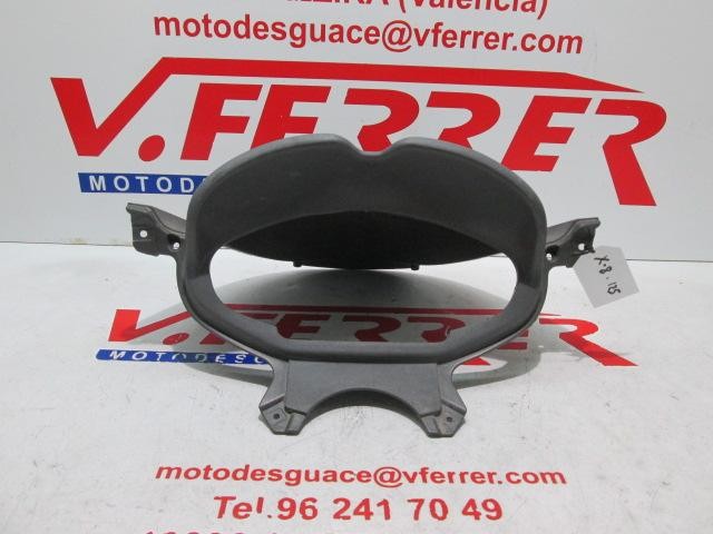 SPEEDOMETER COVER HOLDER (colorless) scrapping a motorcycle PIAGGIO X8 125 2005