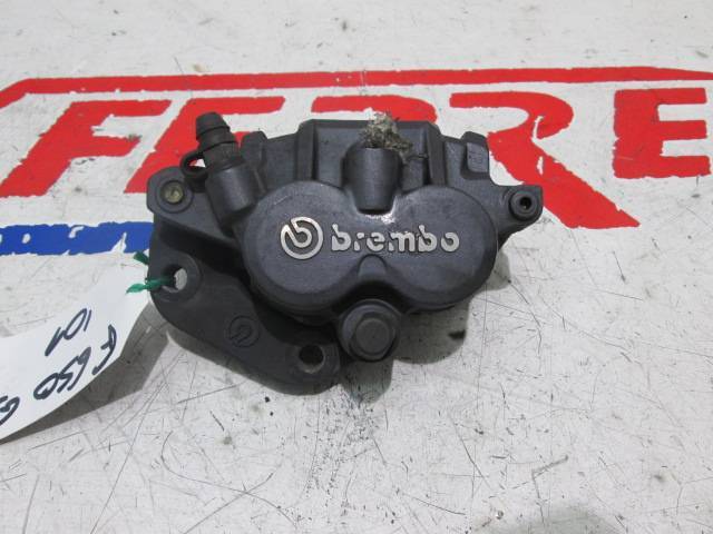 Motorcycle BMW F650S 2001 Front Brake Caliper Replacement