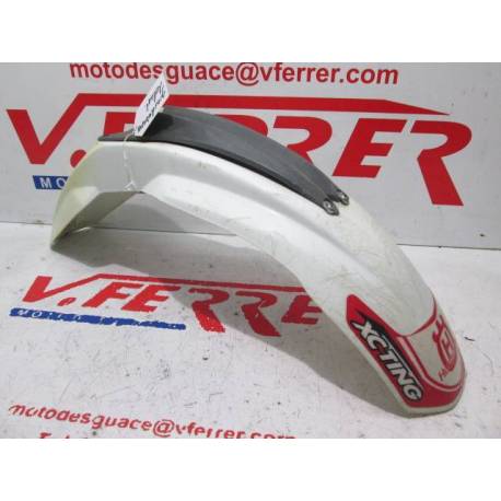 Motorcycle HUSQVARNA TE 250 R 2004 Front Fender Replacement 