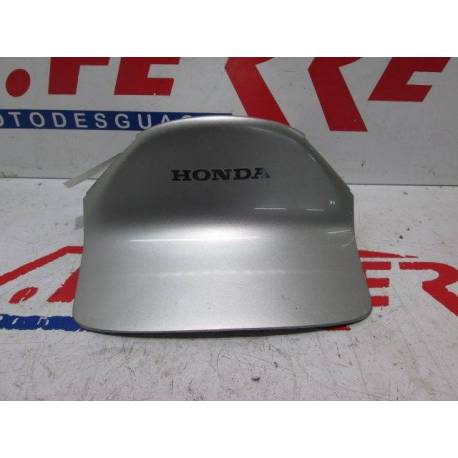 Motorcycle HONDA FORESIGHT 250 2000 Colin Rear Cover Replacement