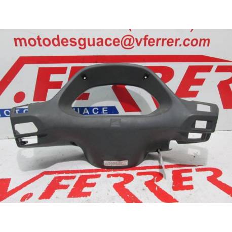 Motorcycle HONDA FORESIGHT 250 2000 Rear Handlebar Cover Replacement