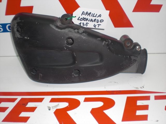 CAJA FILTRO AIRE (SIN FILTRO) de repuesto de una moto APRILIA LEONARDO 125 1996