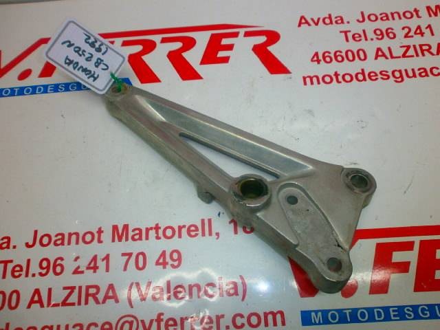 RIGHT SUPPORT PEGS HONDA CB 250 with 17105 km.
