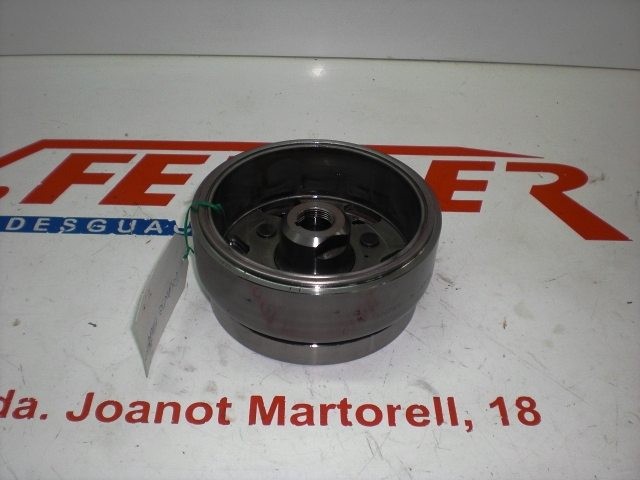 MAGNETIC WHEEL HONDA DEAUVILLE 650 V with 33238 km.