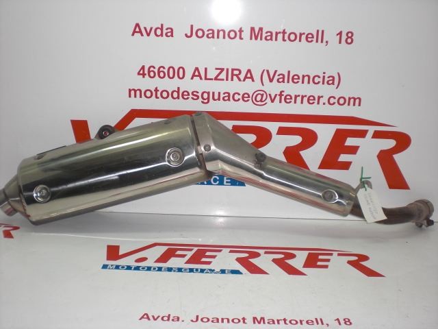 SILENCIOSO ESCAPE DERECHO de repuesto de una moto HONDA VARADERO XL 1000 V 2002