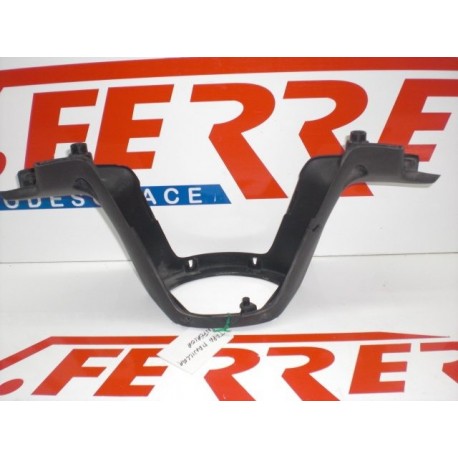 LOWER HANDLE COVER PEUGEOT ELYSEO 50 CC with 39055 km.