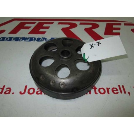 Clutch bell of a scrapping a motorcycle Piaggio X7 125 with 5076 km.