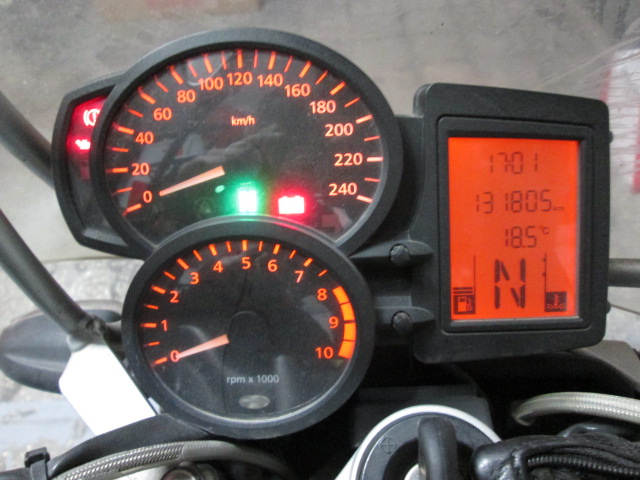 Velocímetro de una BMW R1200R 2007 para su despiece